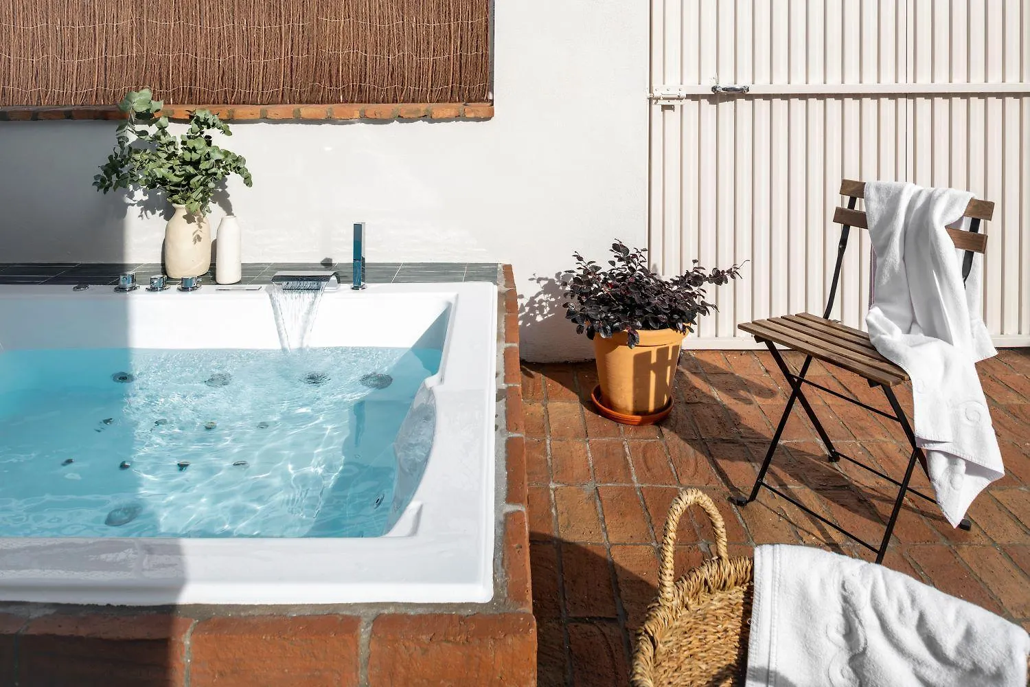 Robles Suite Apartment With Jacuzzi And Private Parking Sevilla