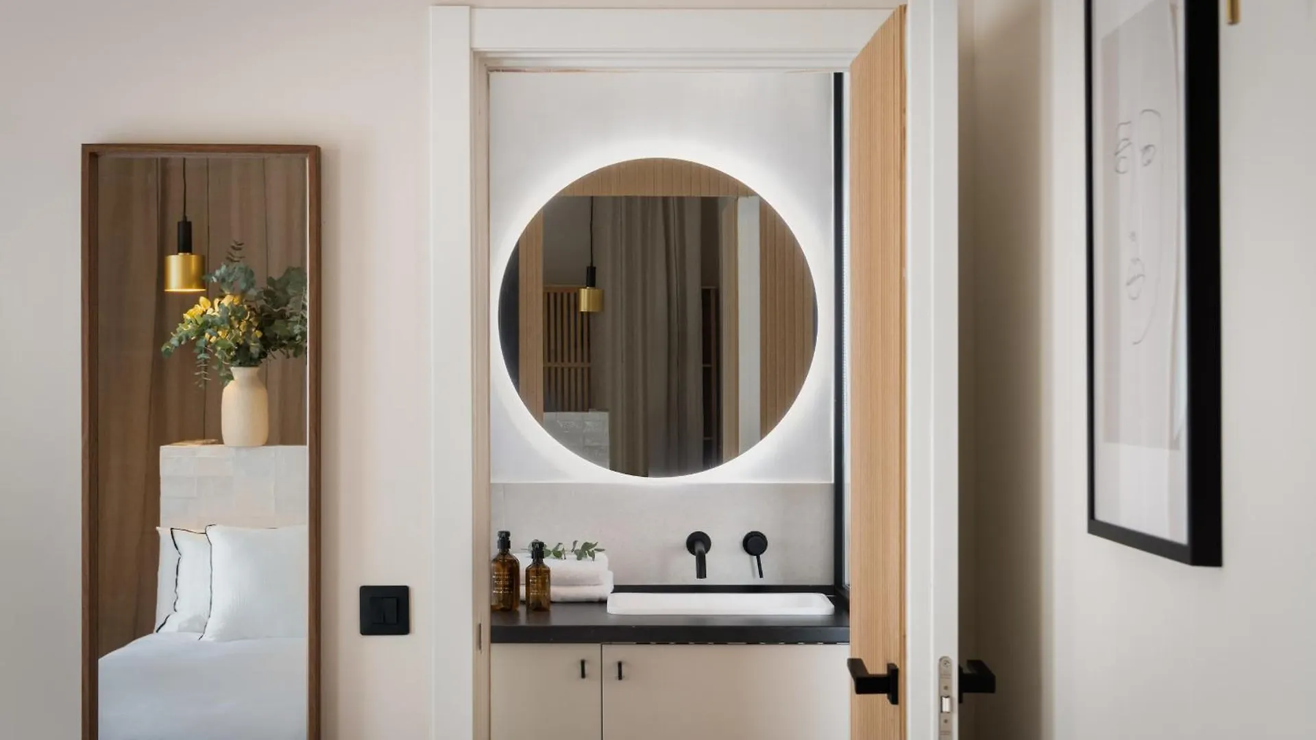 Robles Suite Apartment With Jacuzzi And Private Parking Sevilla